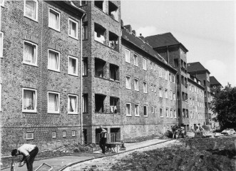 Woermannstrasse 1979 - II